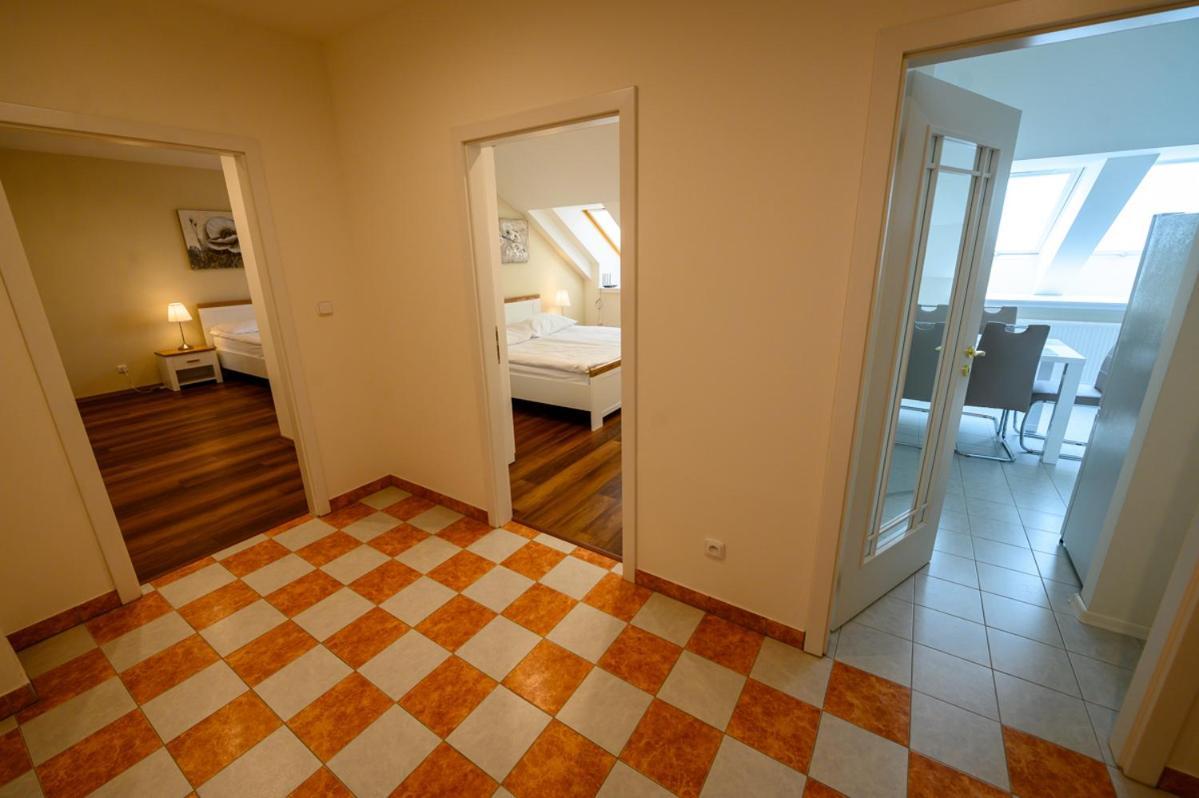 U Krale - 2 Apartment Jicin